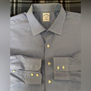 Brooks Brothers Regular Fit Light Blue Non Iron Men’s Dress Shirt Size 17.5-34